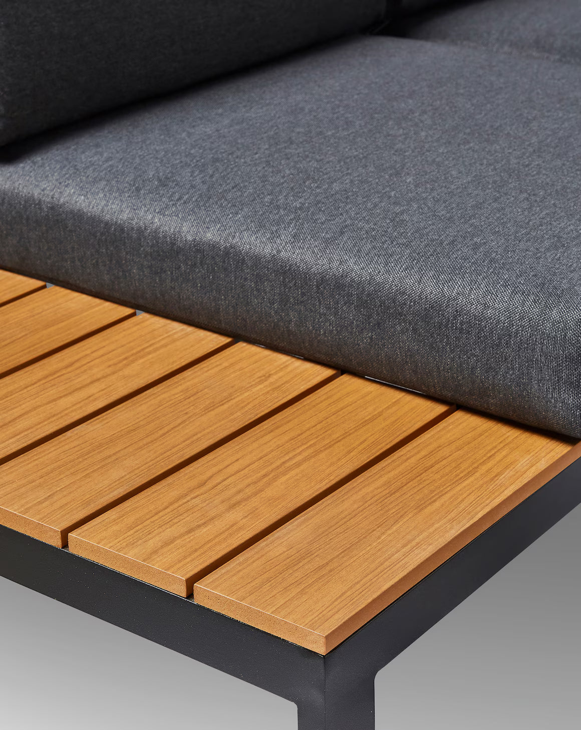 Shayd - 4pc Idris Indoor/Outdoor Corner Sofa Set