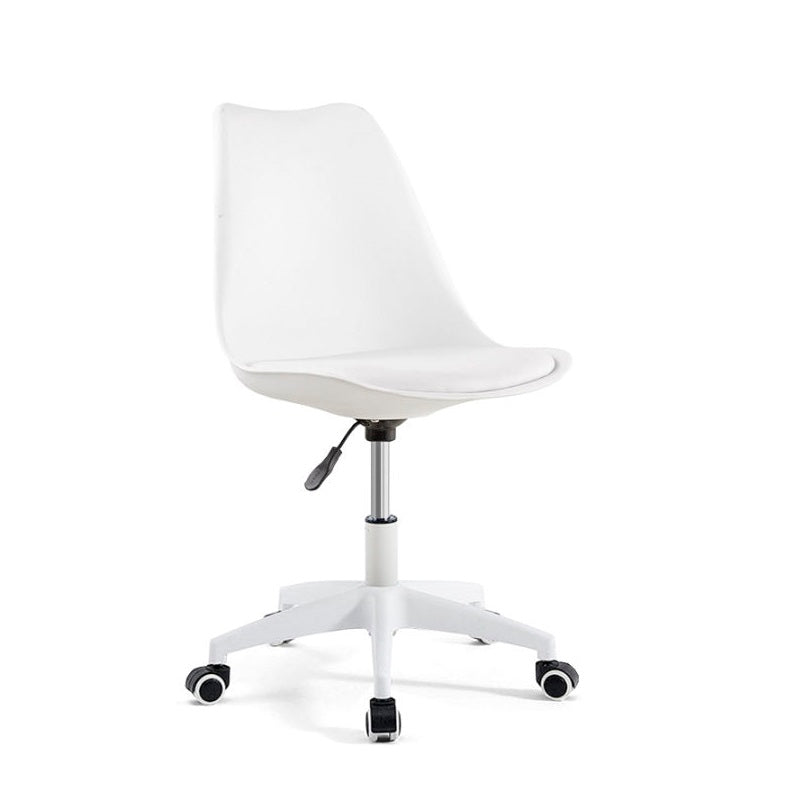 Focus - Replica Eames Chair with Wheels