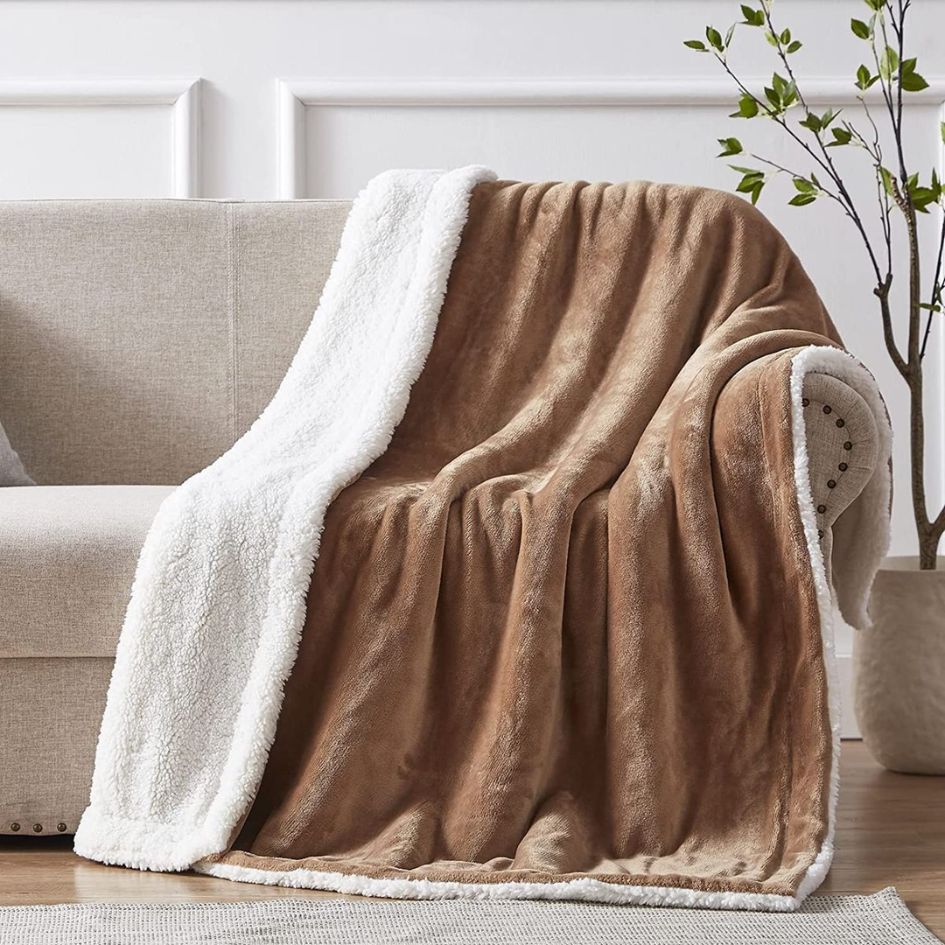 Nu Dekor - Reversible Sherpa Soft Fleece Throw Blanket