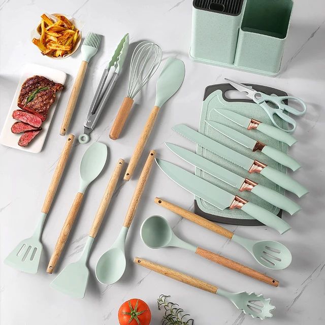HomePro - 19 Piece Silicone Cookware Utensil Set with Chopping Board