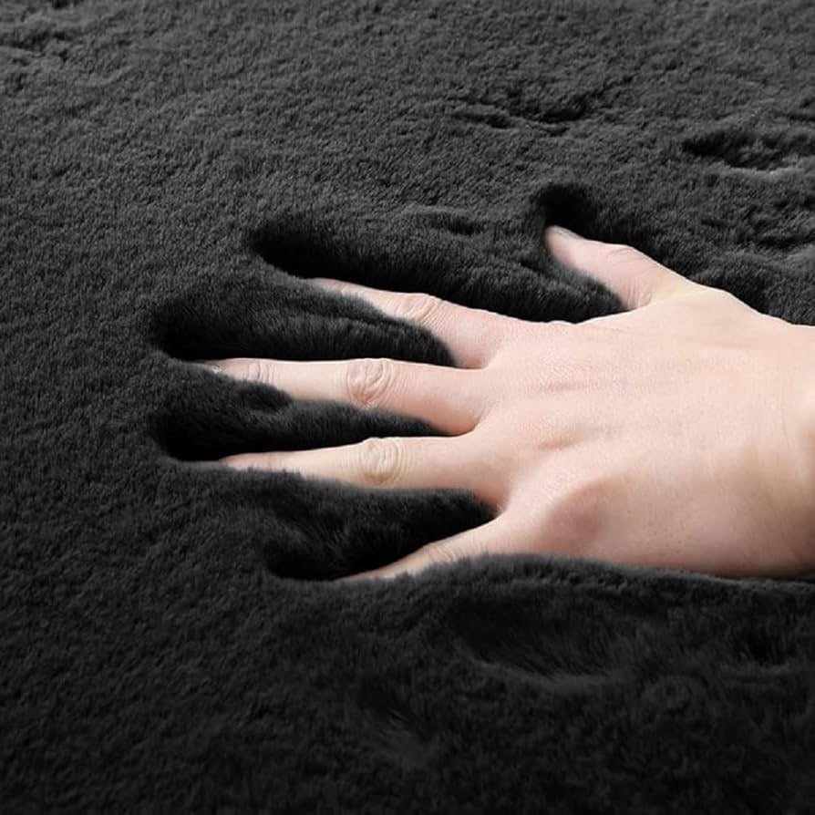 Nu Dekor - Faux Rabbit Fur Carpet - 3 x 2m