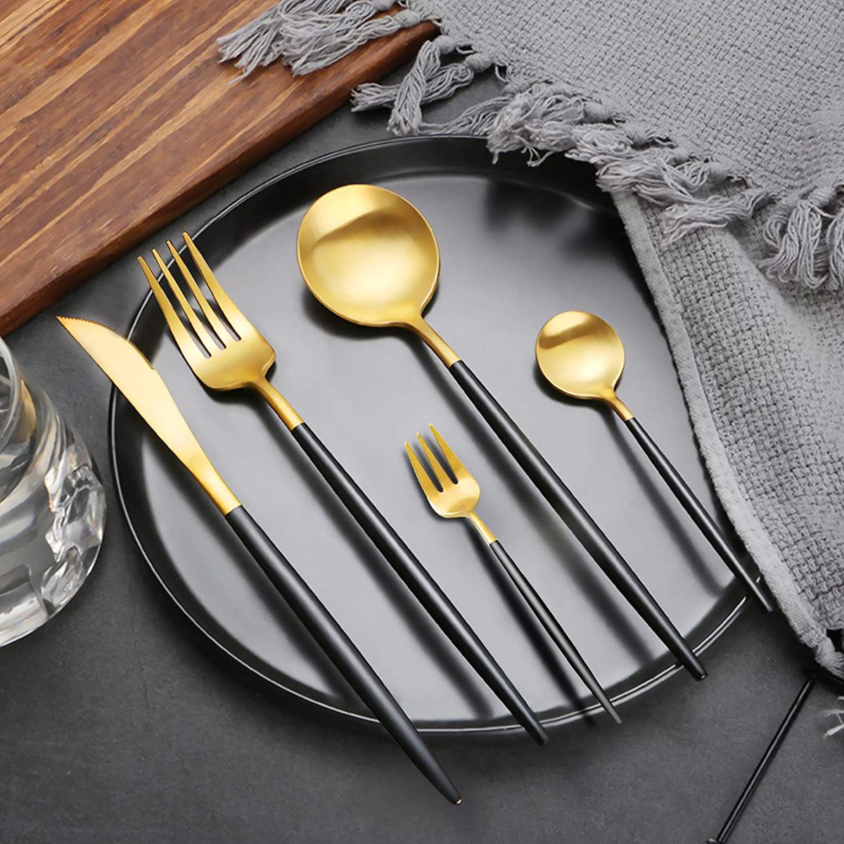 HomePro - 24 Piece Stainless Steel Cutlery Set